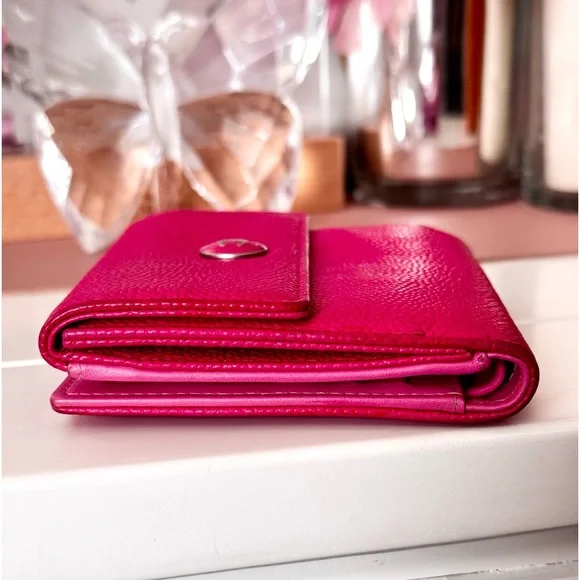 Hot Pink Chanel Caviar Leather Bifold Wallet - Picture 5 of 9